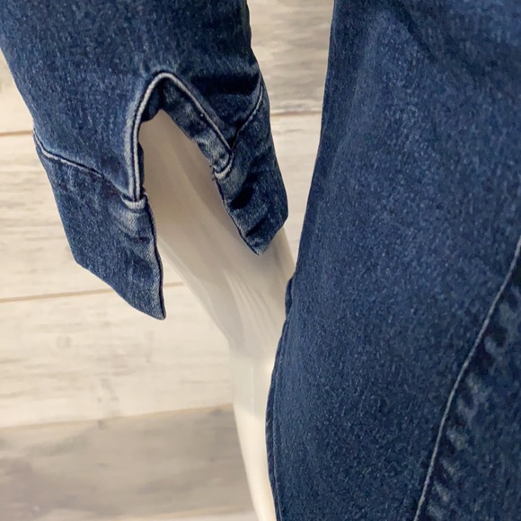 Denim button down shirt in excellent condition! - Picture 3 of 5